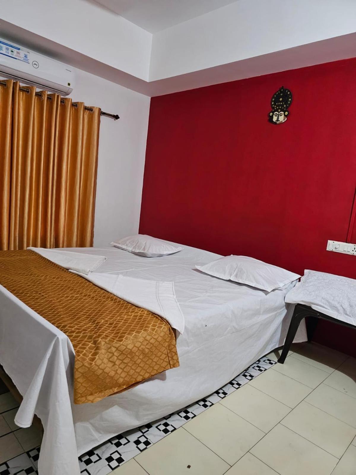 Nalukettu Heritage Resort Варкала Экстерьер фото