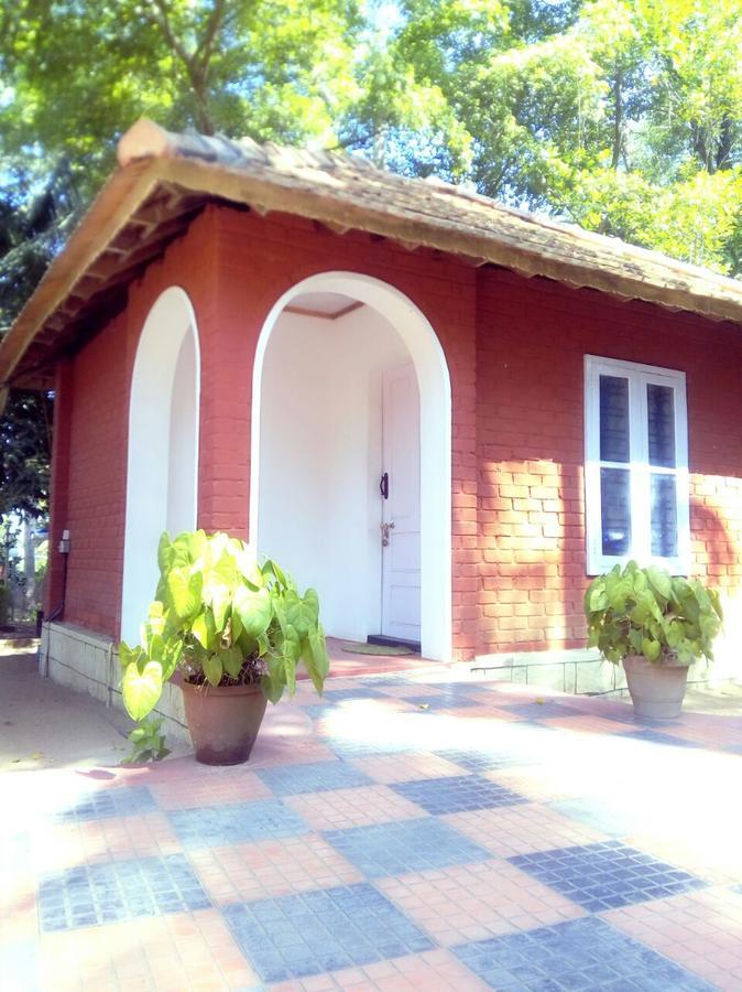 Nalukettu Heritage Resort Варкала Экстерьер фото