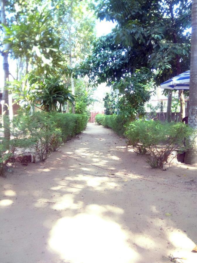 Nalukettu Heritage Resort Варкала Экстерьер фото