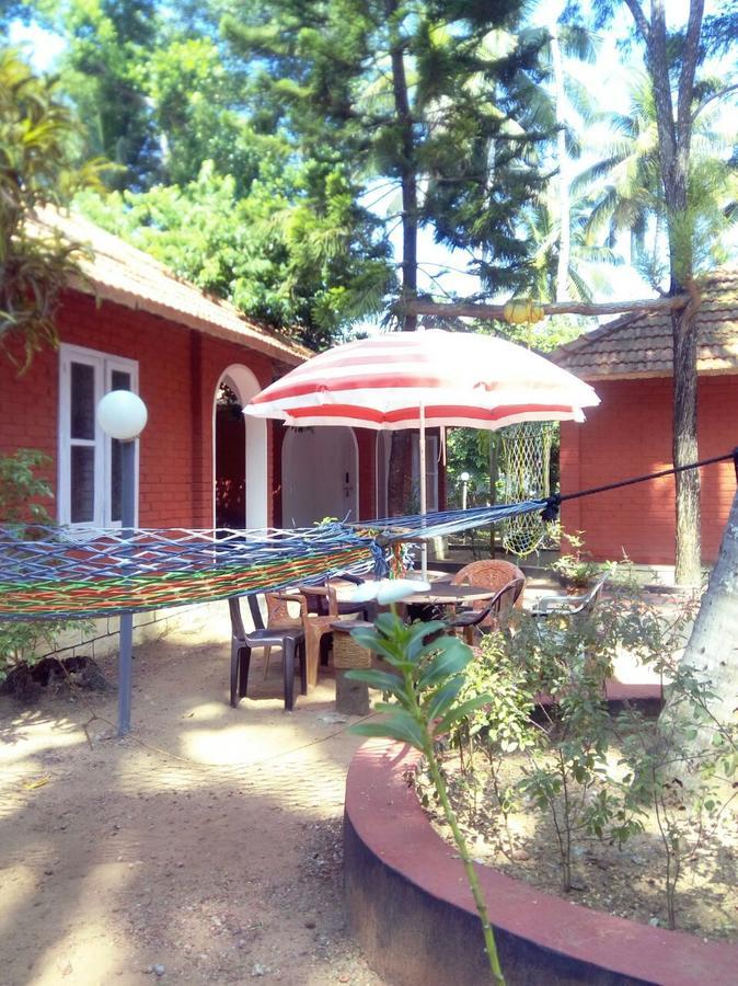 Nalukettu Heritage Resort Варкала Экстерьер фото